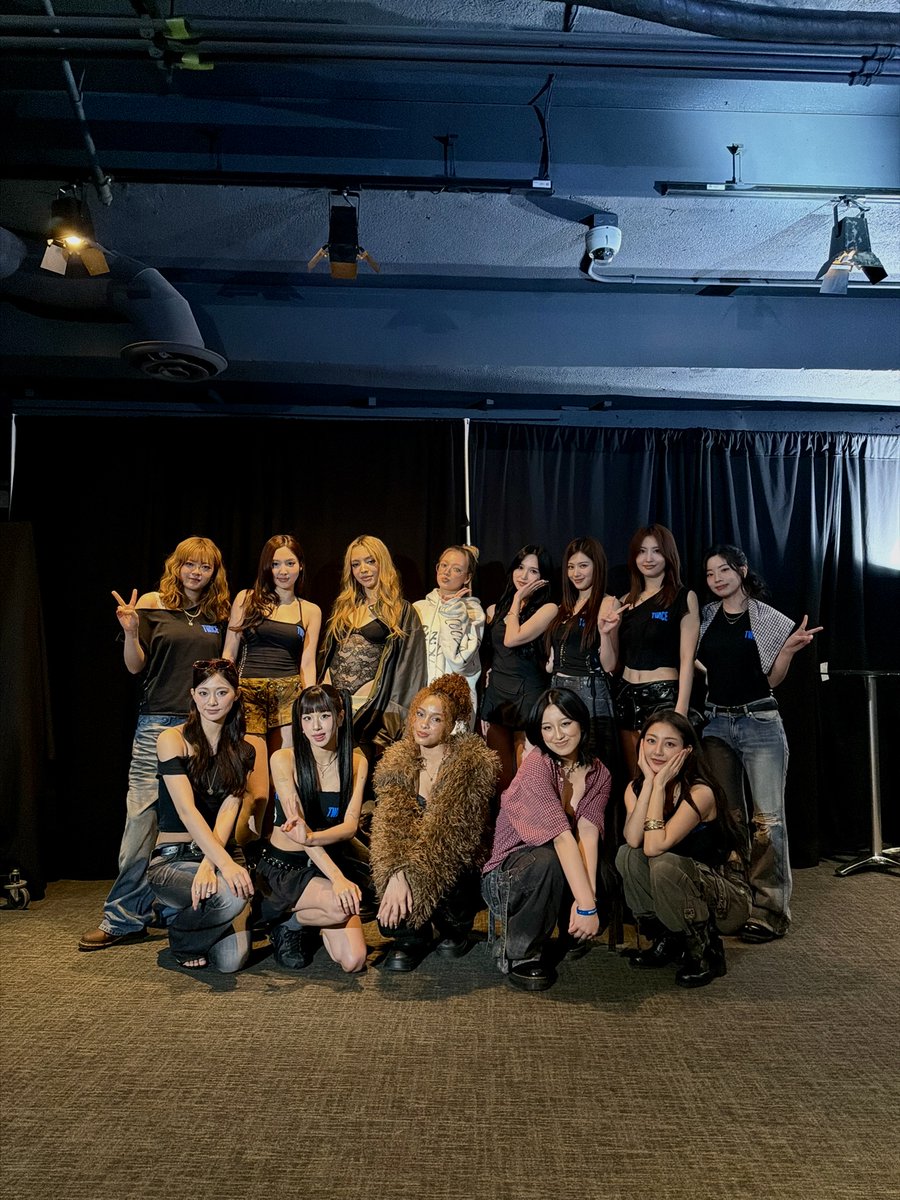 GIRLSETofficial's tweet image. Congratulations on your amazing LA shows @JYPETWICE sunbaenims!! Always inspired by you all ❤️