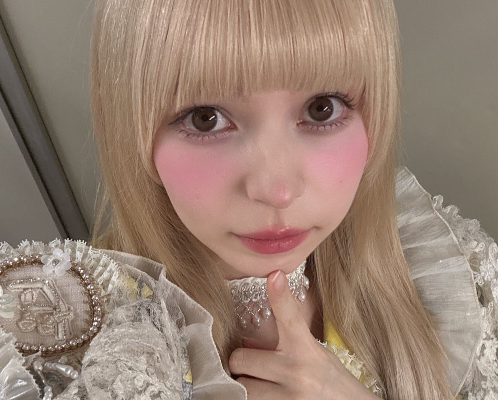 可愛いฅ^•ω•^ฅ💛