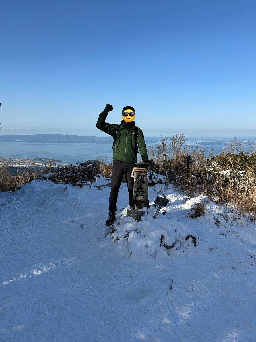Tra10's tweet photo. 人生初⛰️登り
程よい疲れで楽しかったー https://t.co/ipbTexVMEh
