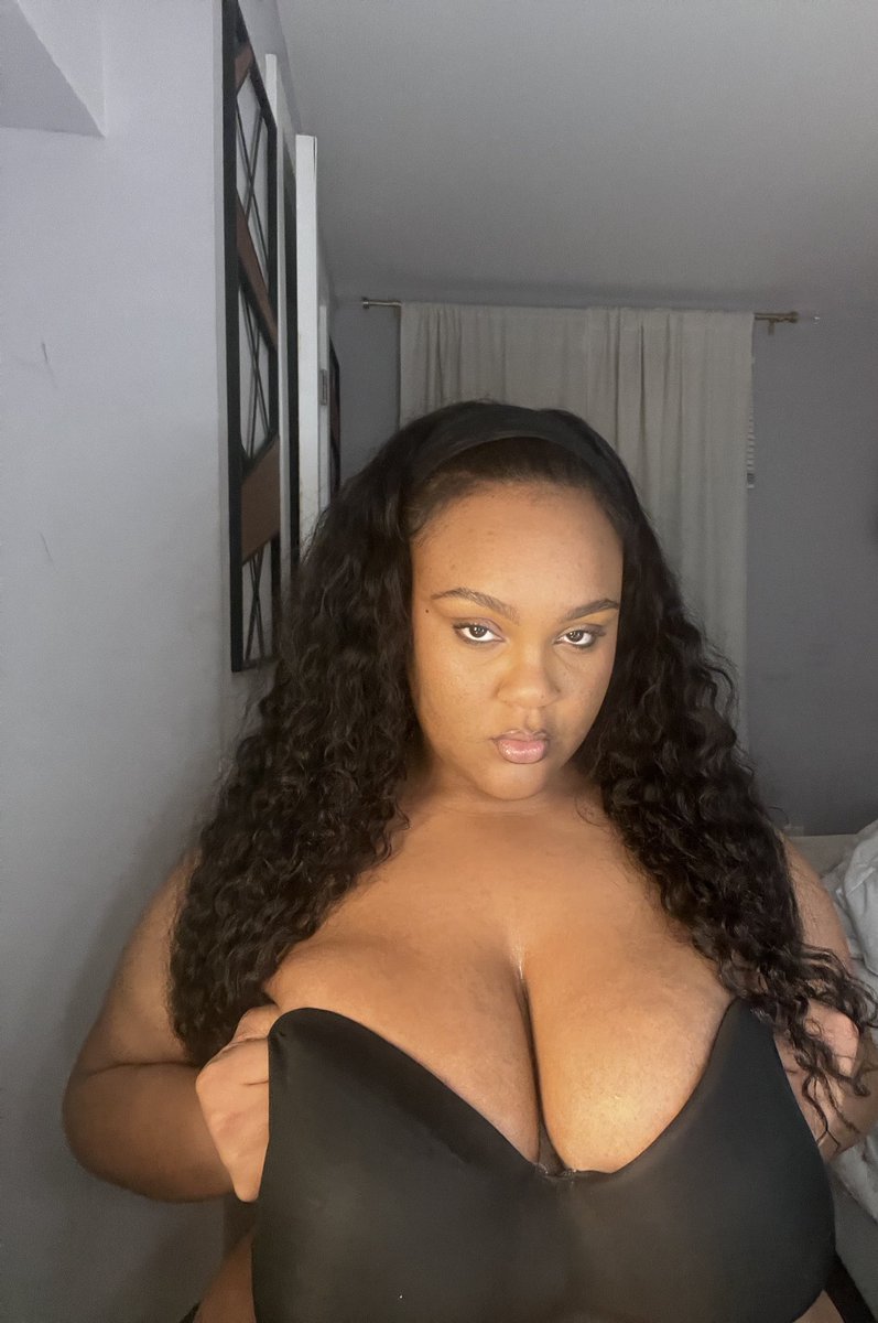 Open for small talk only on my VIP 🫠

Love you 😘