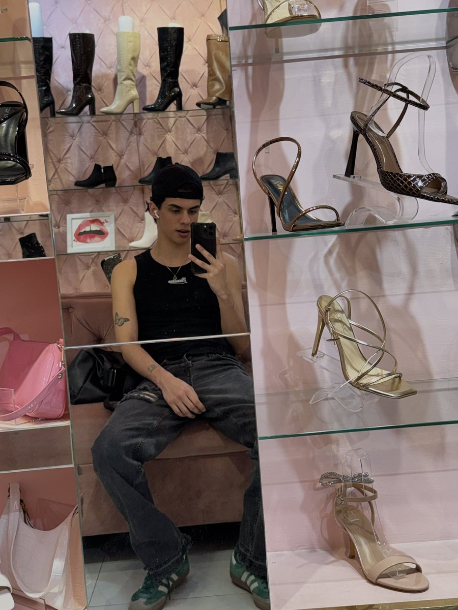 galindo_rt's tweet photo. 🛍️🛍️🛍️ https://t.co/tPlkVzPdUh