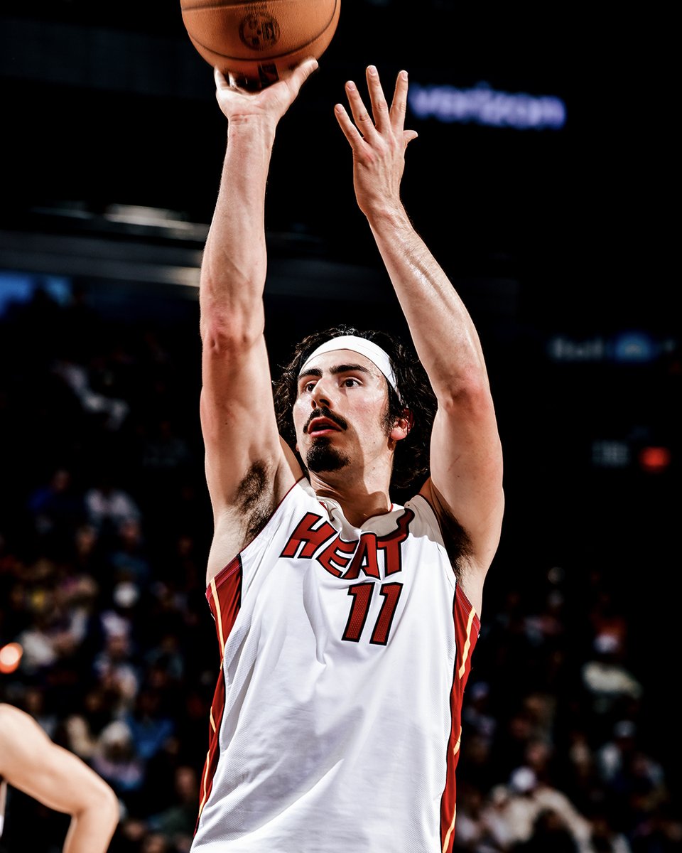 Miami HEAT tweet media