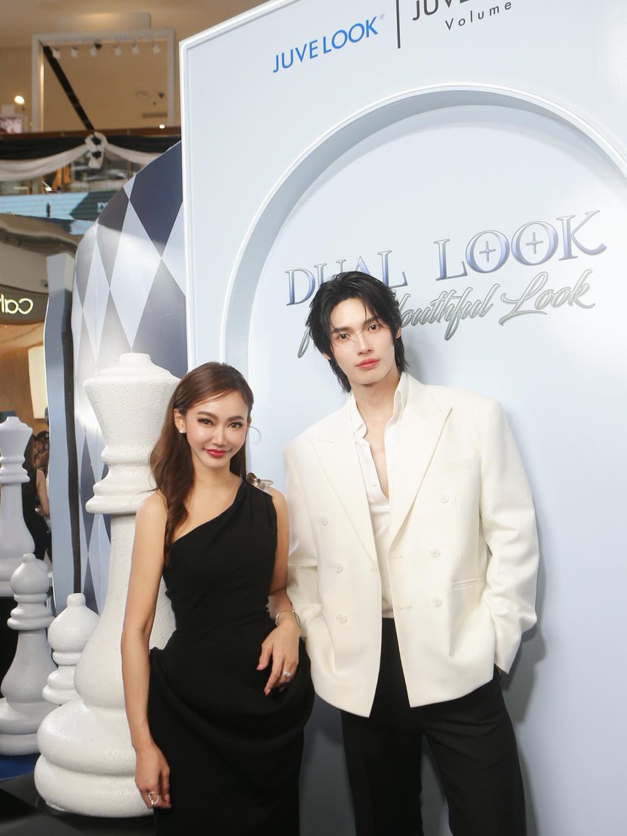 __opywpy__'s tweet image. BAของเรา หน้าใส ผิวออร่ามากจริงๆ 

cr. yai_yo_yeh

WIN METAA WITH JUVELOOK
#WinEveryLook
#winmetawin