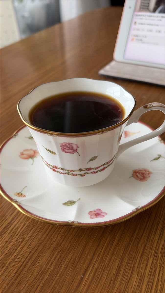 あさスイッチON✨

最近好んで飲んでいる
無印良品のノンカフェインcoffee