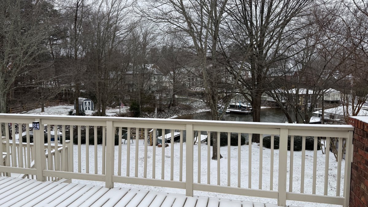 kellmann702's tweet image. Wintery scene ❄️🧊🥶⛄️