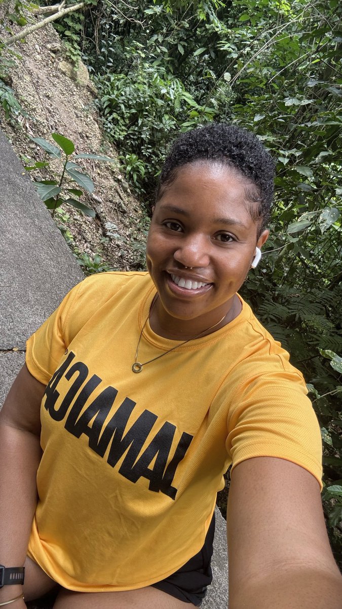 LattalaS's tweet image. The best version of you is built one disciplined action at a time.” #Limitless✨