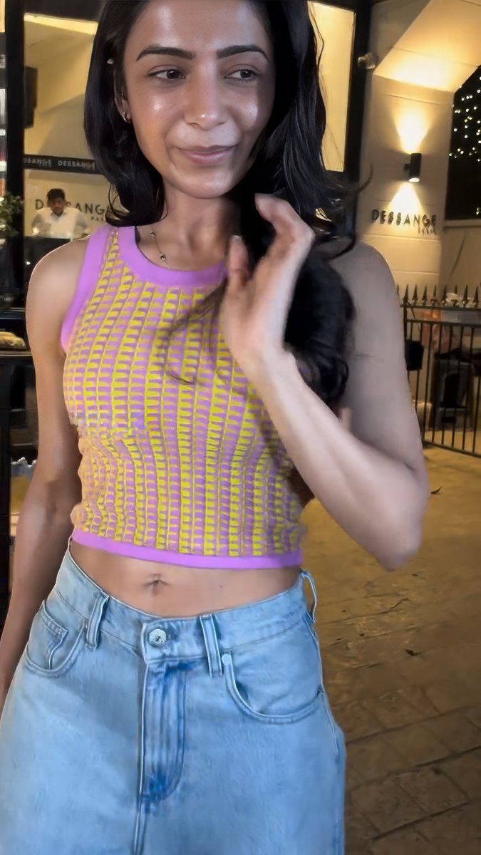 KKuttaps's tweet image. 🍩🤤
#SamanthaRuthPrabhu