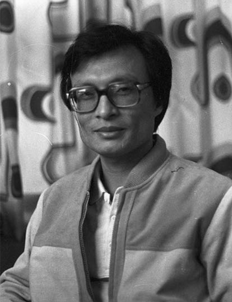 cybertruck02093's tweet image. 조국

이해찬 총리님은 1978년 26세 청년으로 서울 신림동에 사회과학전문서점인 ‘광장서점’을 열었다. 

’민주화를 위한 청년연합‘ 기관지인 &amp;lt;민주화의 길&amp;gt; 등 팜플렛을 사러 갔다가 뵌 것이 첫 만남이었다. 

서점 주인과 대학생의 만남. 두꺼운 안경테 안의 눈빛이 강렬한 분이셨다. 한참 뒤 나이…