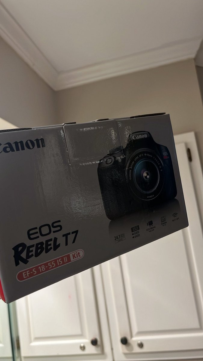 Jawmorantt's tweet photo. Got my own camera I’m only fucking my self on it since I bought it myself https://t.co/Q6xP5XHWPW