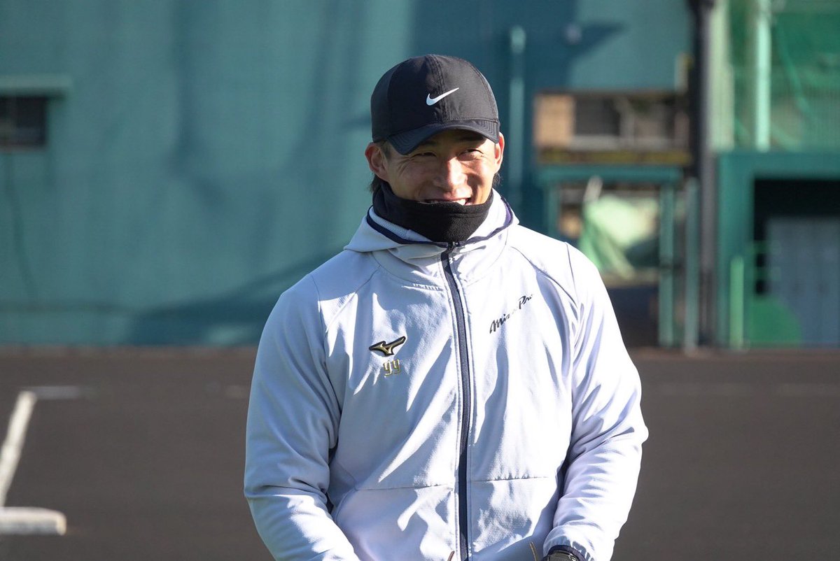 takafullc2's tweet image. 【プレゼントキャンペーン🎁】

#野村勇 選手のサイン入り色紙を1名様にプレゼント‼

応募方法
✅当アカウントをフォロー👍
✅この投稿をいいね＆リポストで応募完了

〆切：1月29日

#sbhawks #鷹フル