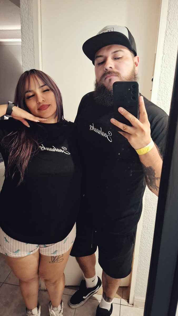 Apoyando a los <a href="/Seahawks/">xz* - Seattle Seahawks</a> con <a href="/FOXImpactoNFL/">FOX Impacto NFL</a> #foximpactonfl