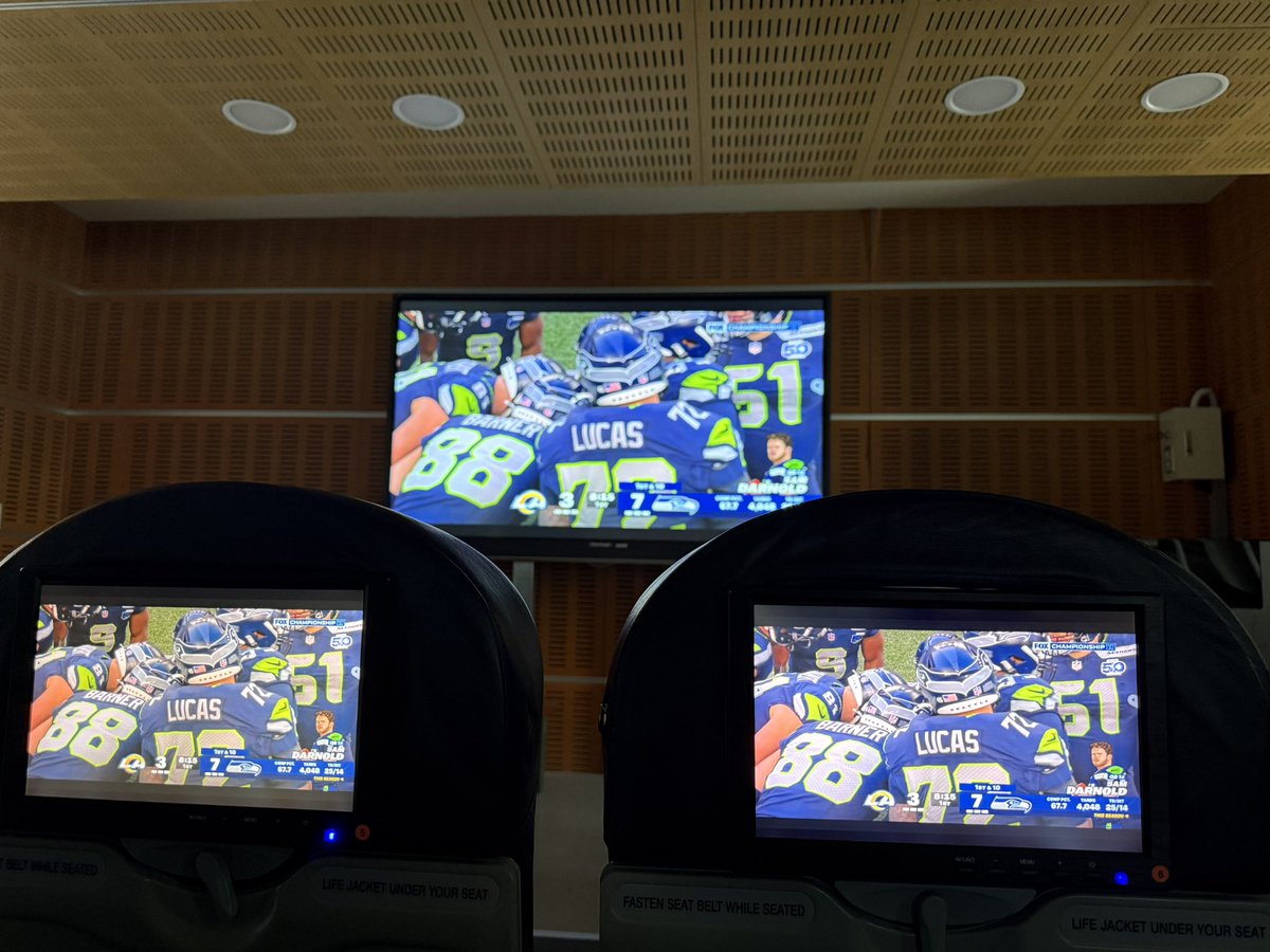 Watching the #Seahawks in my school’s Airplane classroom haha