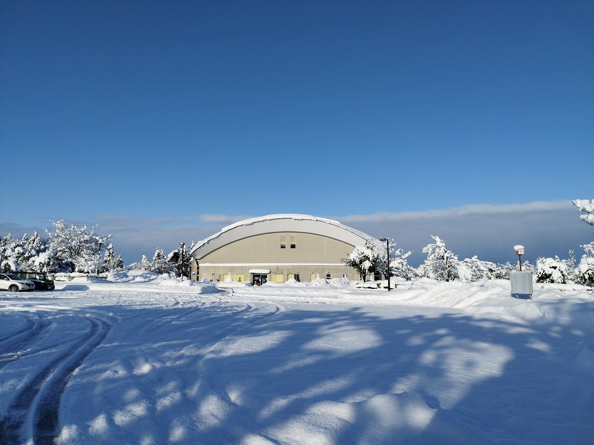tateyamapark's tweet photo. 1月26日(月)
 立山町総合公園 
現在の雪状況
積雪70センチ
 #雪 #公園 #富山 #立山町 #大雪 https://t.co/RrwAbx6VdQ