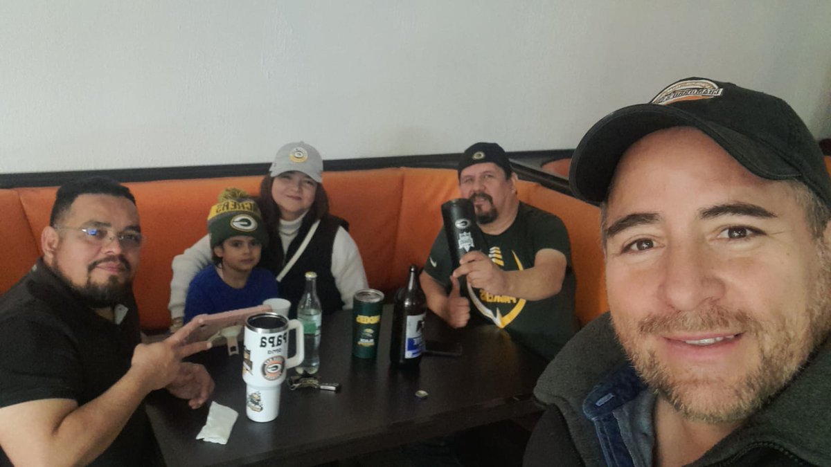 GuillermoReRa's tweet photo. Disfrutando la final NFC

#foximpactonfl #colectivopackers #UnitedPackersJrz https://t.co/dlfnmC6znN