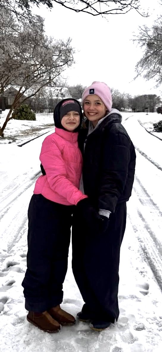 Lindsey Johnson tweet media