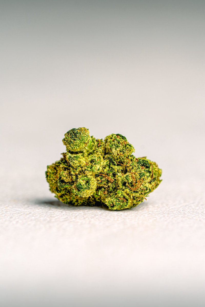 The_Dopest_Shop's tweet image. Gelonade smalls has been the #1 seller this week by a million. #weekend #gas #citrus #strain