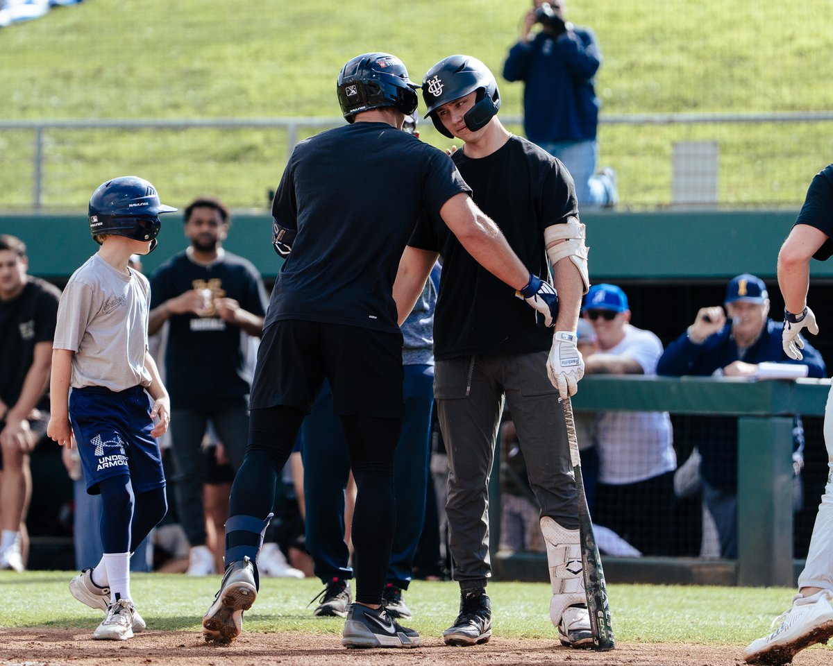 UCI Baseball tweet media