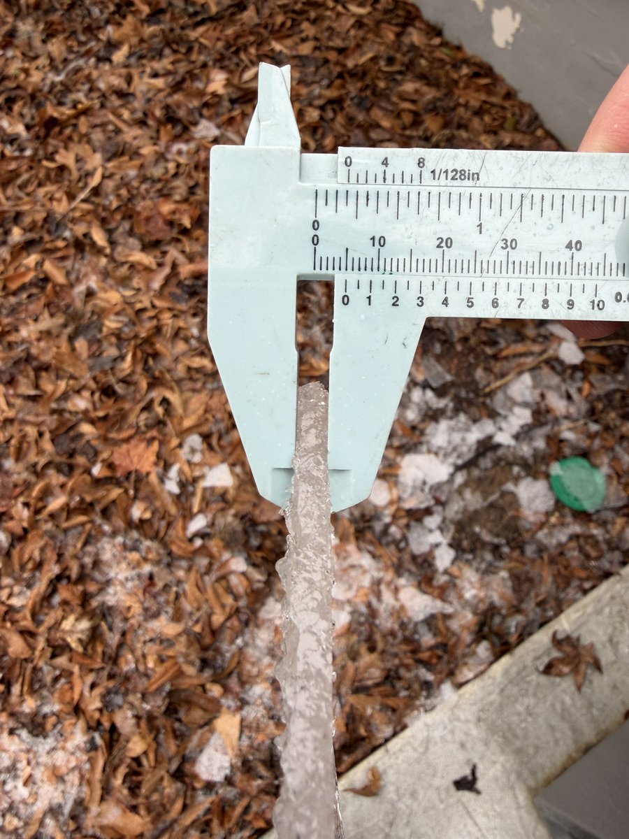 powersalwaysout's tweet photo. Ice accumulation Sunday morning in Peachtree Corners  @FOX5Atlanta @wsbtv @ATLNewsFirst @11AliveNews https://t.co/eCAsp9zOpz