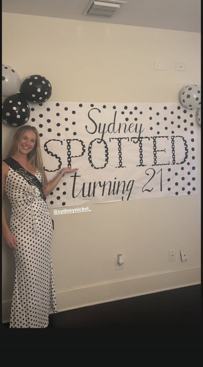 Mel Hitz tweet media