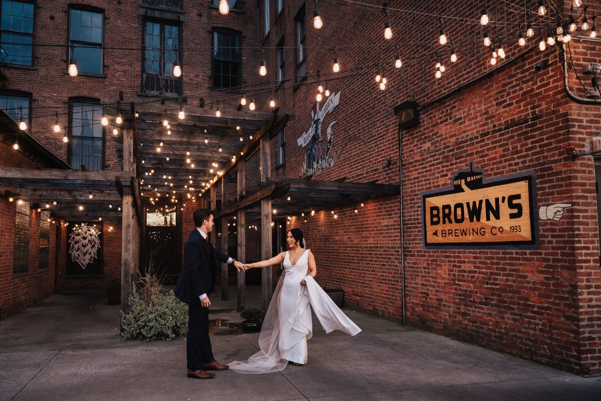 TracyPaige9's tweet photo. Say “I do” in the heart of historic downtown Troy NY at Brown’s Revolution Hall. This stunning, restored venue from the 1800s blends timeless industrial architecture with modern elegance, creating an unforgettable backdrop for your wedding day. https://t.co/Ns4BwuVO19