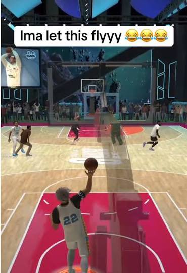 wembucket's tweet image. Spurs players when they see wemby open off a drive