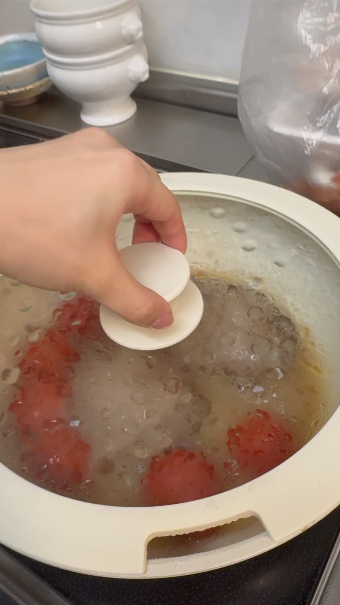 話題になっていた長谷川あかりさんのレシピで酒蒸しハンバーグを作りました〜！

これは美味しい…また作ります…🙏