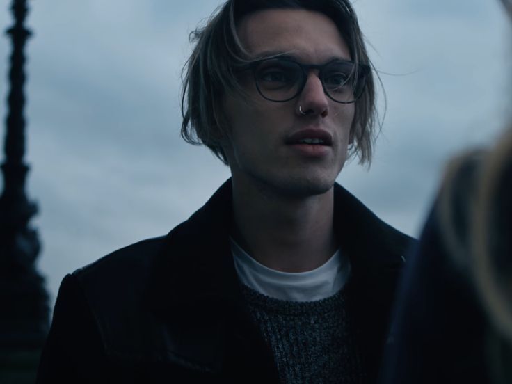 Elberethren's tweet image. Jamie is worse than Vecna. I can't get him out of my damn head.