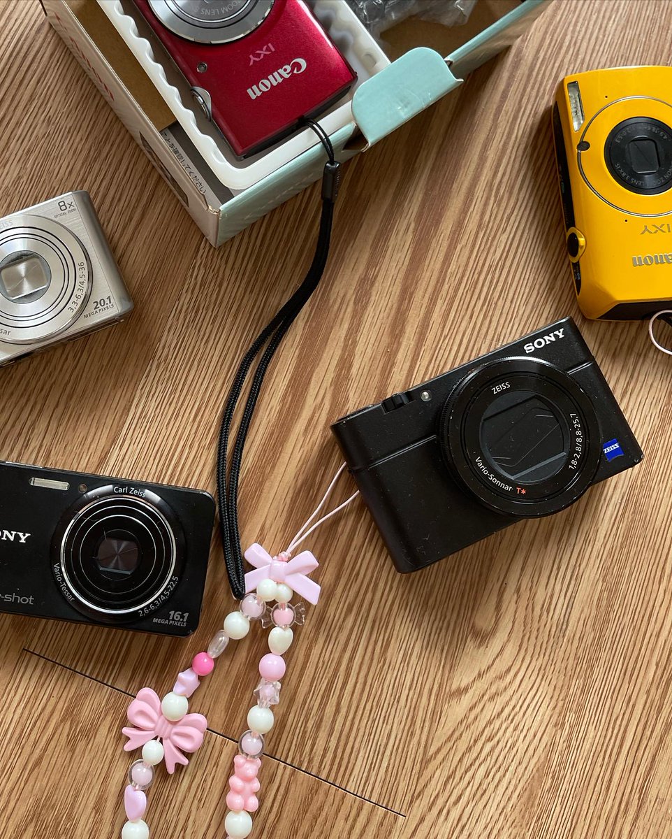 Cututorworld's tweet image. 