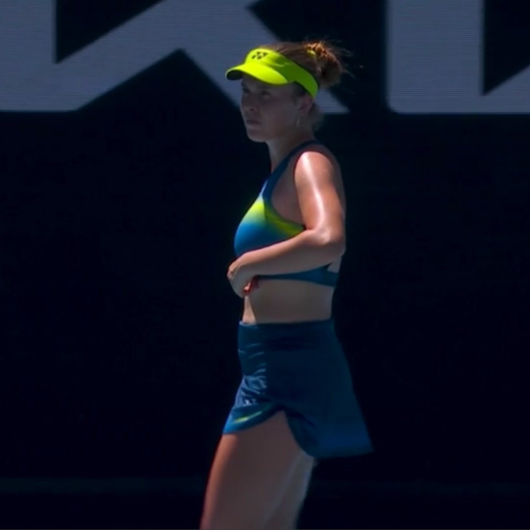 BrightsideM's tweet image. Linda Noskova in the Melbourne heat. #AusOpen #AO26 #AustralianOpen #BrightsideGirls