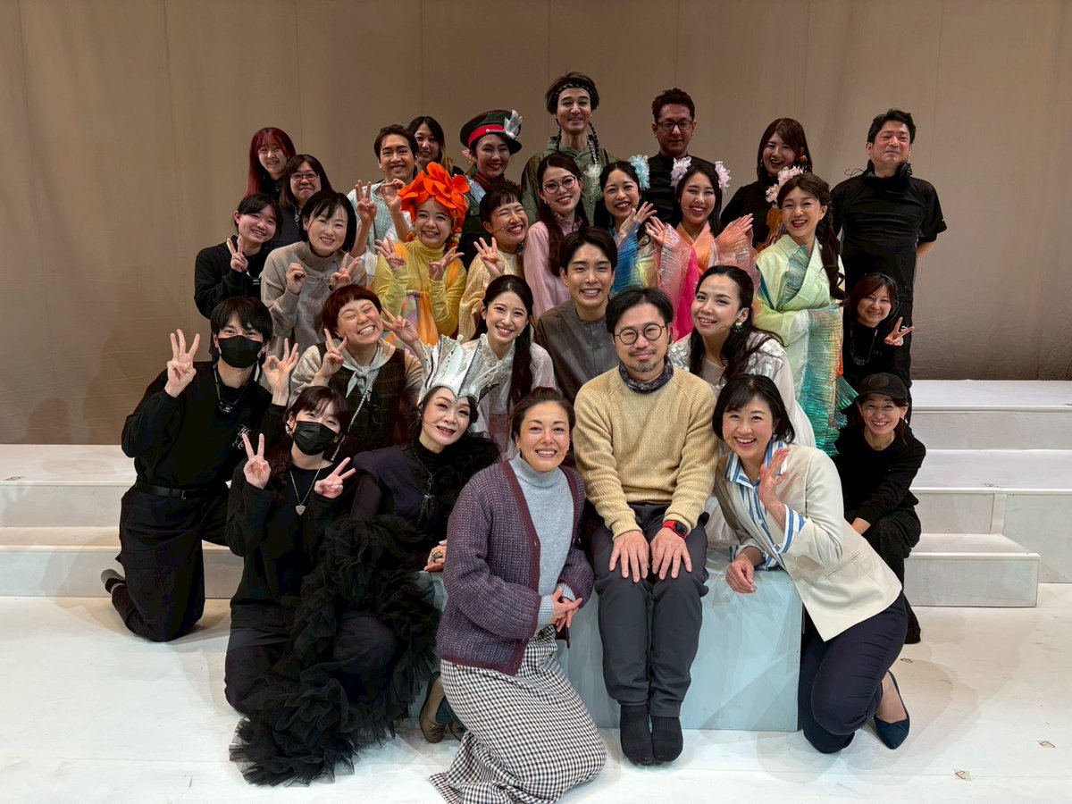 #300歳の誕生日 
全日程、無事に終えることが出来ました✨

振付＆出演という形で、この作品に関われた経験は、私の財産です。
ゼロからの作品作りは、一人ひとりの人生を持ち寄ることだと感じる日々でした🫶

ご来場頂いた皆さま、応援してくださった皆さま、ありがとうございました！