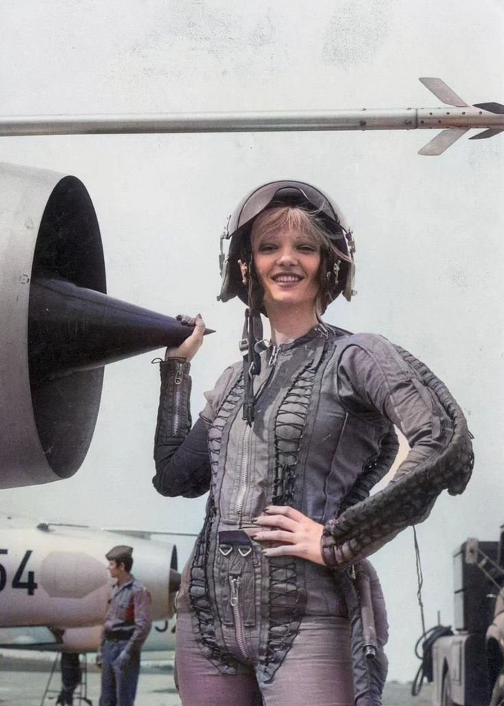 Colorized image   

Miss Universe of Yugoslavia poses beside a Yugoslav Air Force MiG-21F Fishbed during a promotional visit to an operational airbase in 1968. #USSR.