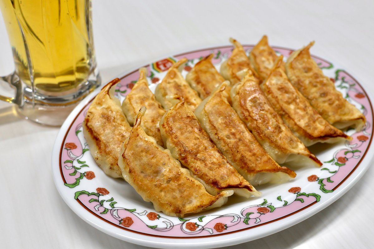 ＼本日最終日／
新春生ビール乾杯キャンペーン開催中🍻
生ビール(中)が通常税込価格より30円引き‼️

熱々の料理と冷えっ冷えの生ビールが相性抜群。
今日の一杯にいかがでしょうか♪
