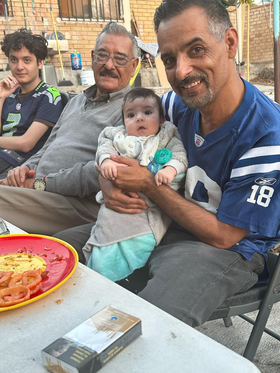 nfm_saltillo's tweet photo. #NFLEnTelevisa #Seahawks #NFLPlayoffs #NFL #NFLPlayoffs2026 https://t.co/DUGTklCd42
