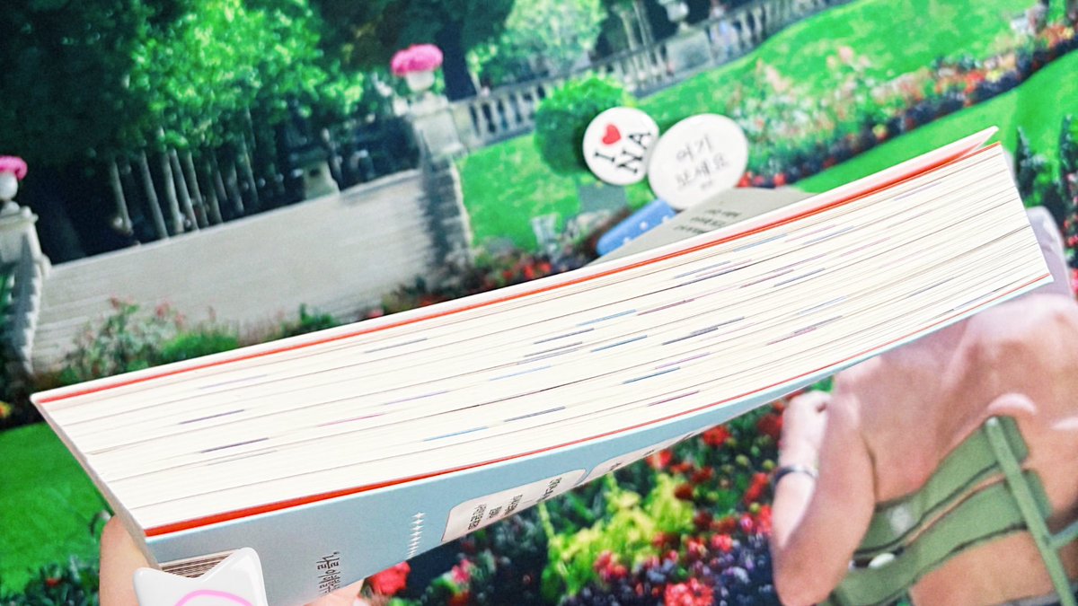 dailymocabunny's tweet image. #광고

내가 어떤 기질인지 궁금하지 않았나요?
나의 기질을 어떻게 하면 살릴 수 있을지 고민한 적 없었나요?
다른 사람을 이해하고 싶었던 적은?
무엇보다, 잘 되고 싶었던 적은?

이 중 하나라도 해당된다면 함께 읽어봅시다. 

책에 수록된 BIG 5 성격검사를 통해 MBTI 16가지 유형보다 더…