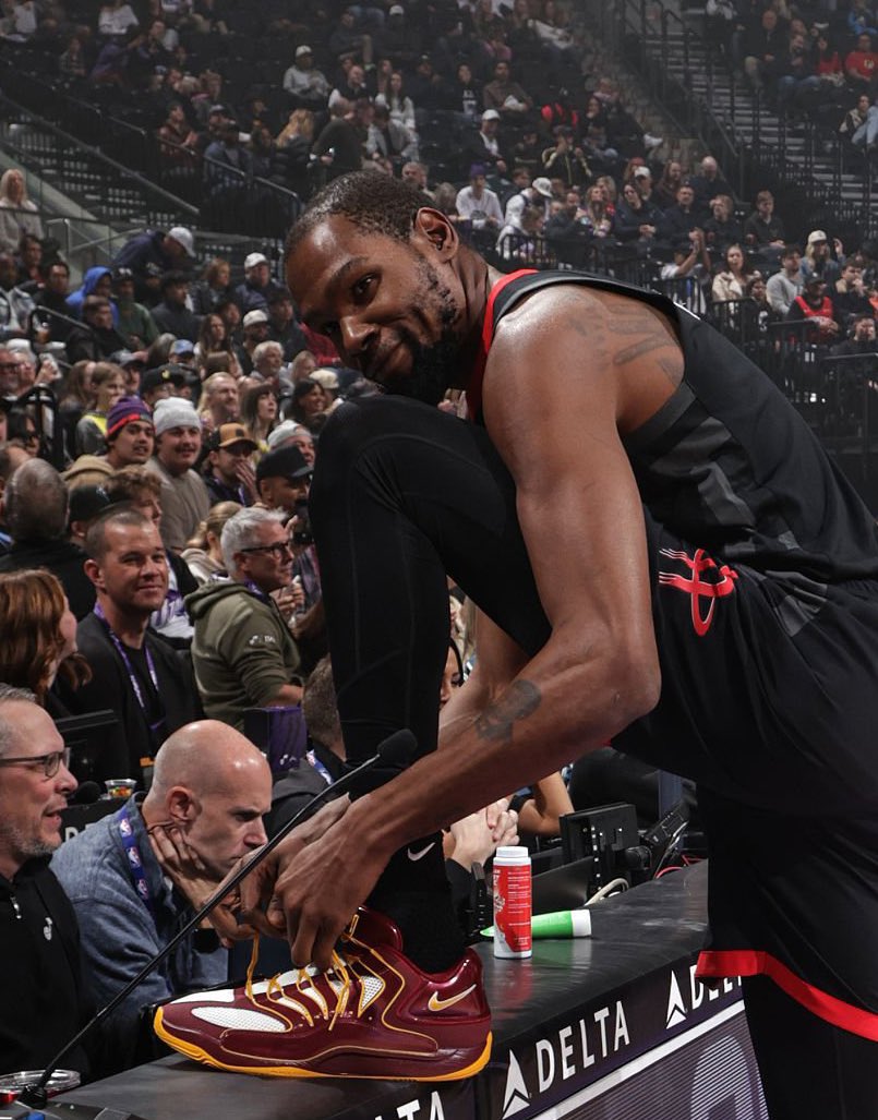 Camarada Wood tweet media