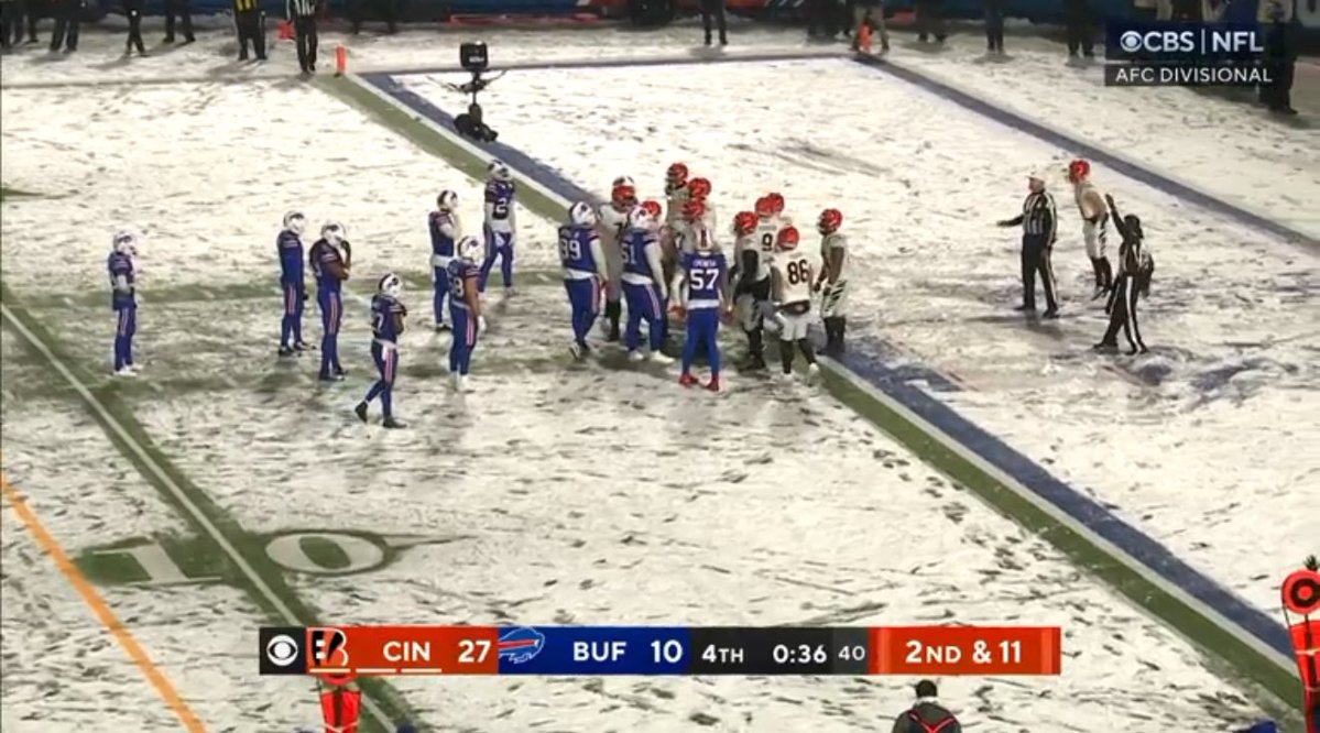 Farzin21's tweet image. 