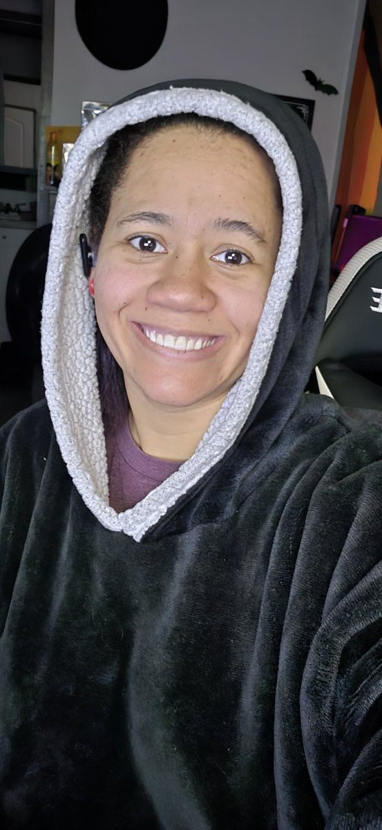 HGames93's tweet photo. Texas Blizzard!?!?! Let's play a new game!!! https://t.co/aATb9LneA9 #twitch #supportsmallstreamers #LGBTQIA #streamer #elderemo https://t.co/BSepdq9Z1C