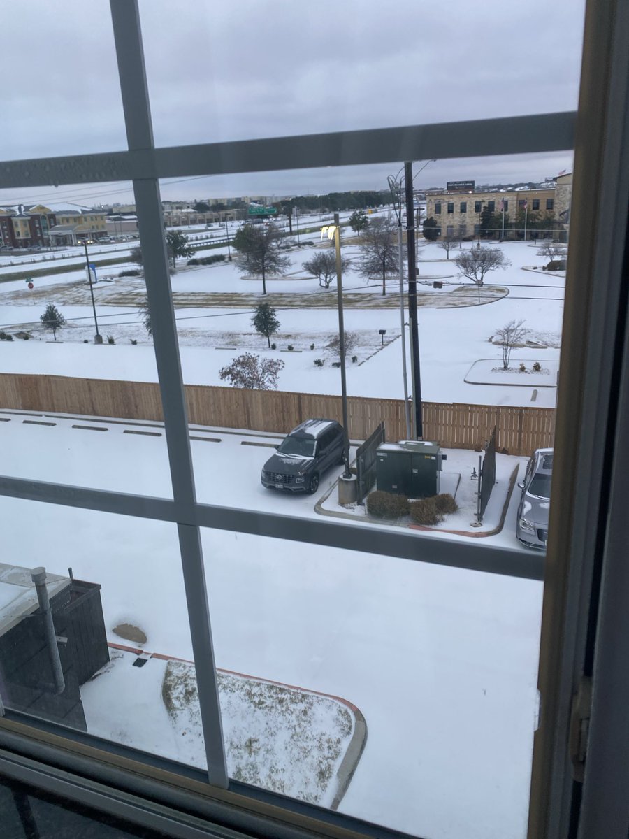 Leslee Lacey tweet media