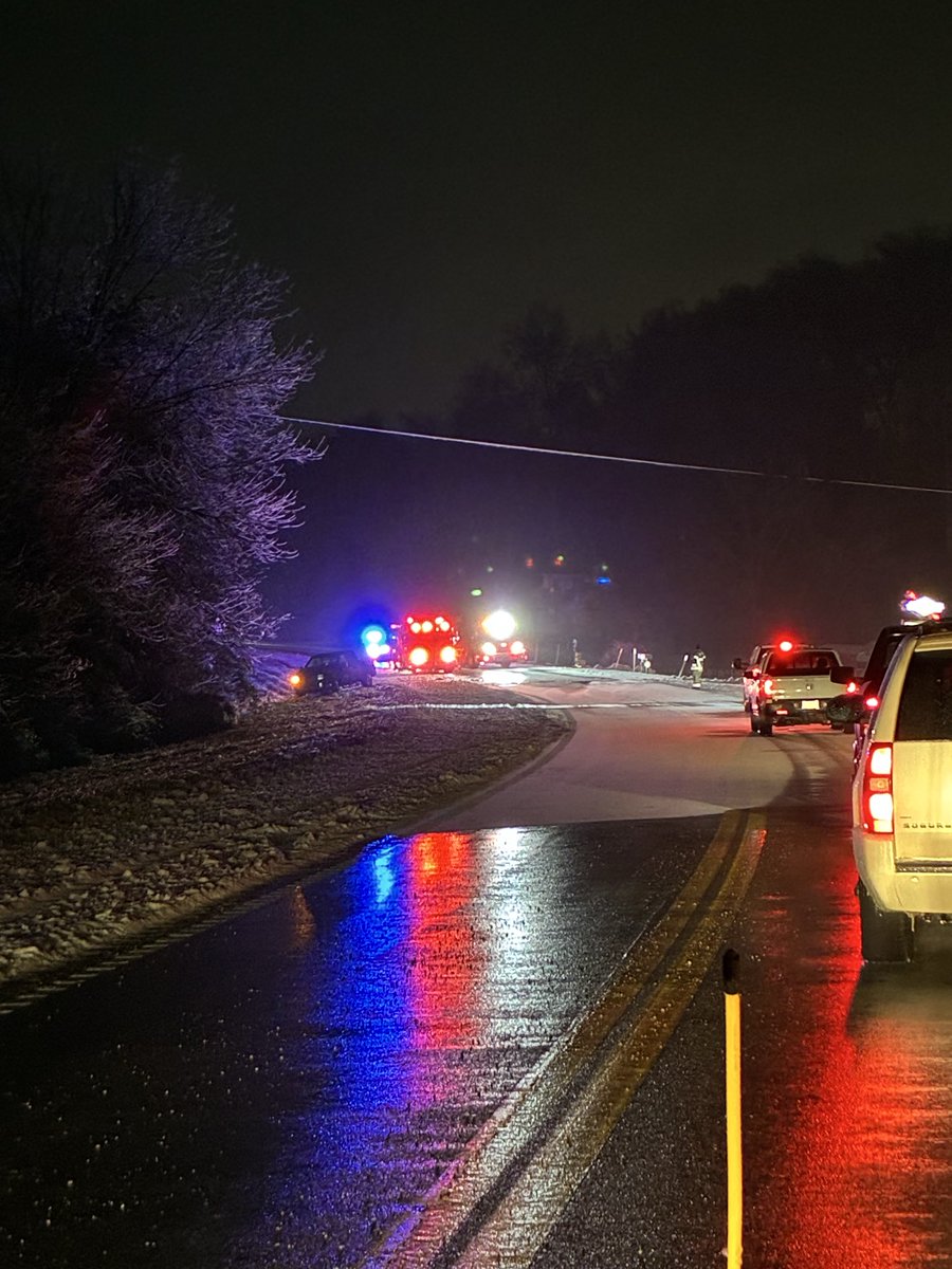 MiketotheDunham's tweet photo. Several wrecks throughout Pulaski County, Kentucky. Roads are very slick. All slush and rain has frozen. @Kentuckyweather @jimcaldwellwx @ryanhallyall @wkyt #kentuckyweatherwatcher https://t.co/5mx8fD4H6N