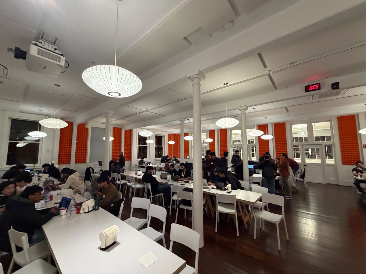 Elliot Lindberg tweet media