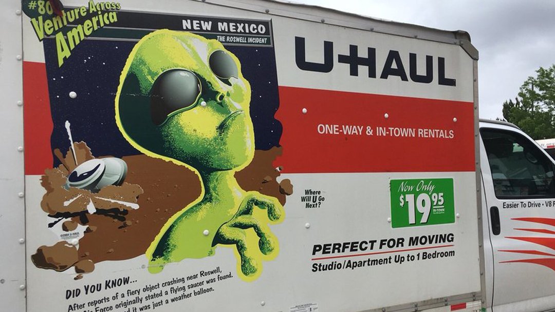 bridespanker's tweet image. The touching beauty of 90's-00's  U-haul graphics