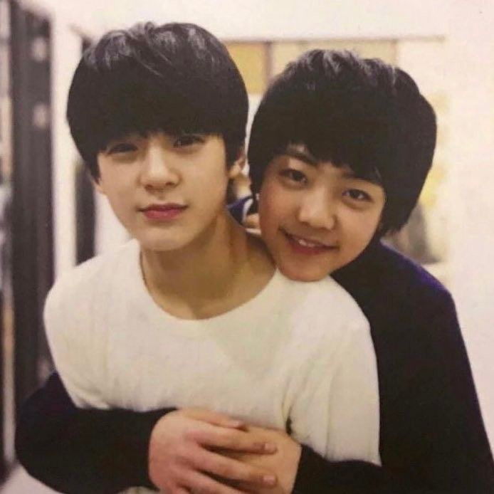 qtjaemin00's tweet image. BOTH SIDES twin concept soulmate yin yang each others half of their whole 🥹🥹