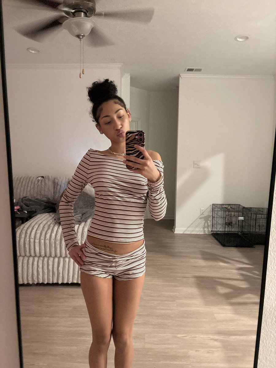 alyssia tweet media
