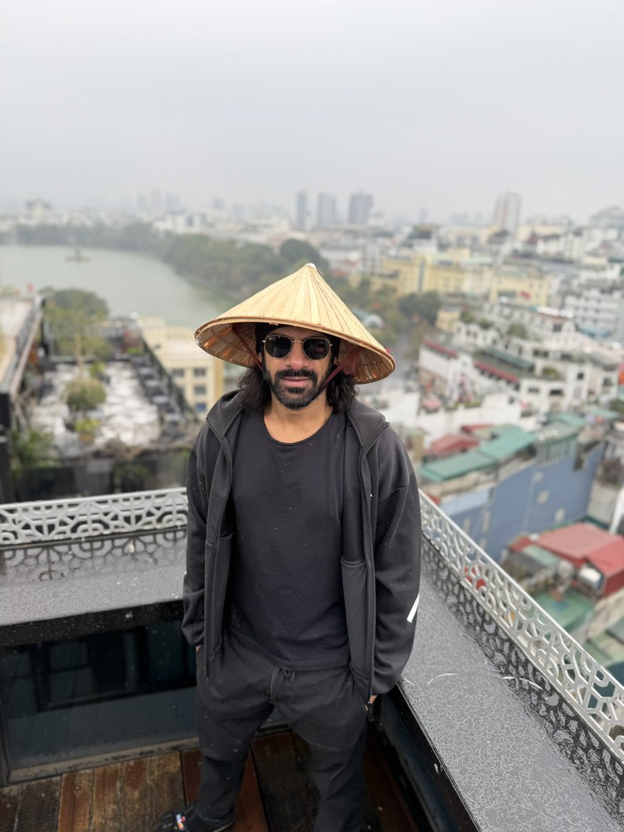KaranVeerMehra's tweet photo. Vietnam dairies Silaa  🇻🇳 https://t.co/1g9byRH1Fd