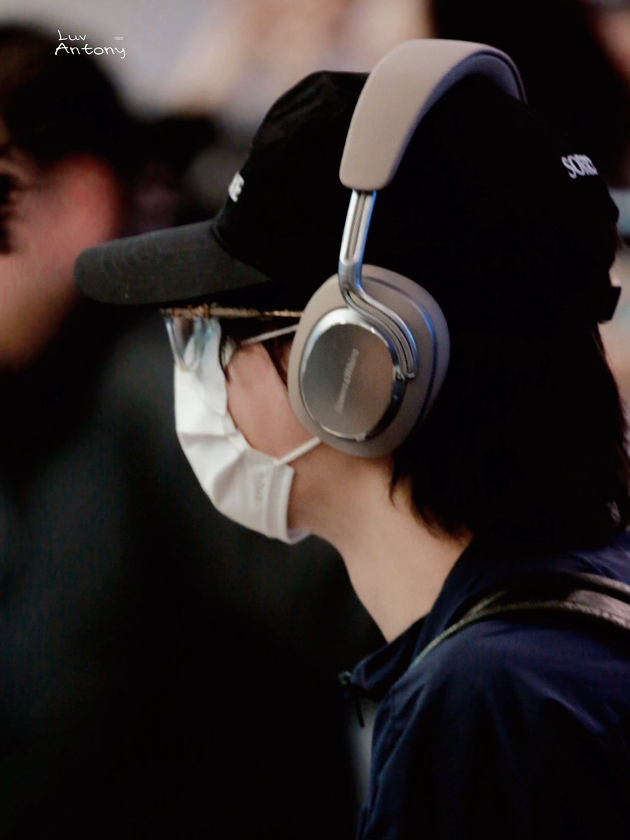 LuvAntony0321's tweet image. 260126🇰🇷

오늘도 두 번째
👉I DON'T WORK HERE 

sense..ㅎㅎ
#ANTON #앤톤 #アントン 
#RIIZE #라이즈 #ライズ