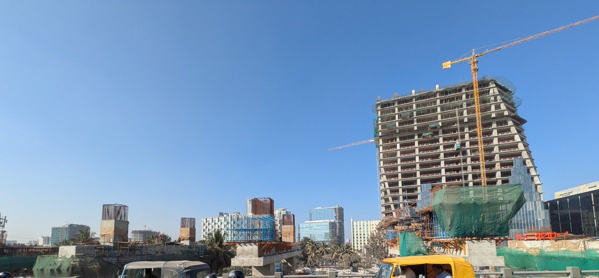 IndexKarnataka's tweet photo. Ebisu Tech Park Nagawara , Next to Manyata Tech Park
BuA increased from 1.5msft to 2.06msft after new FAR rules(increased from 3.25 to 5.20)
Block A: 4B+ GF + 21 UF + TF
Block B: 4B+ GF + 10 UF + TF
#Bengaluru #ITCapital https://t.co/4HJzu85ttR