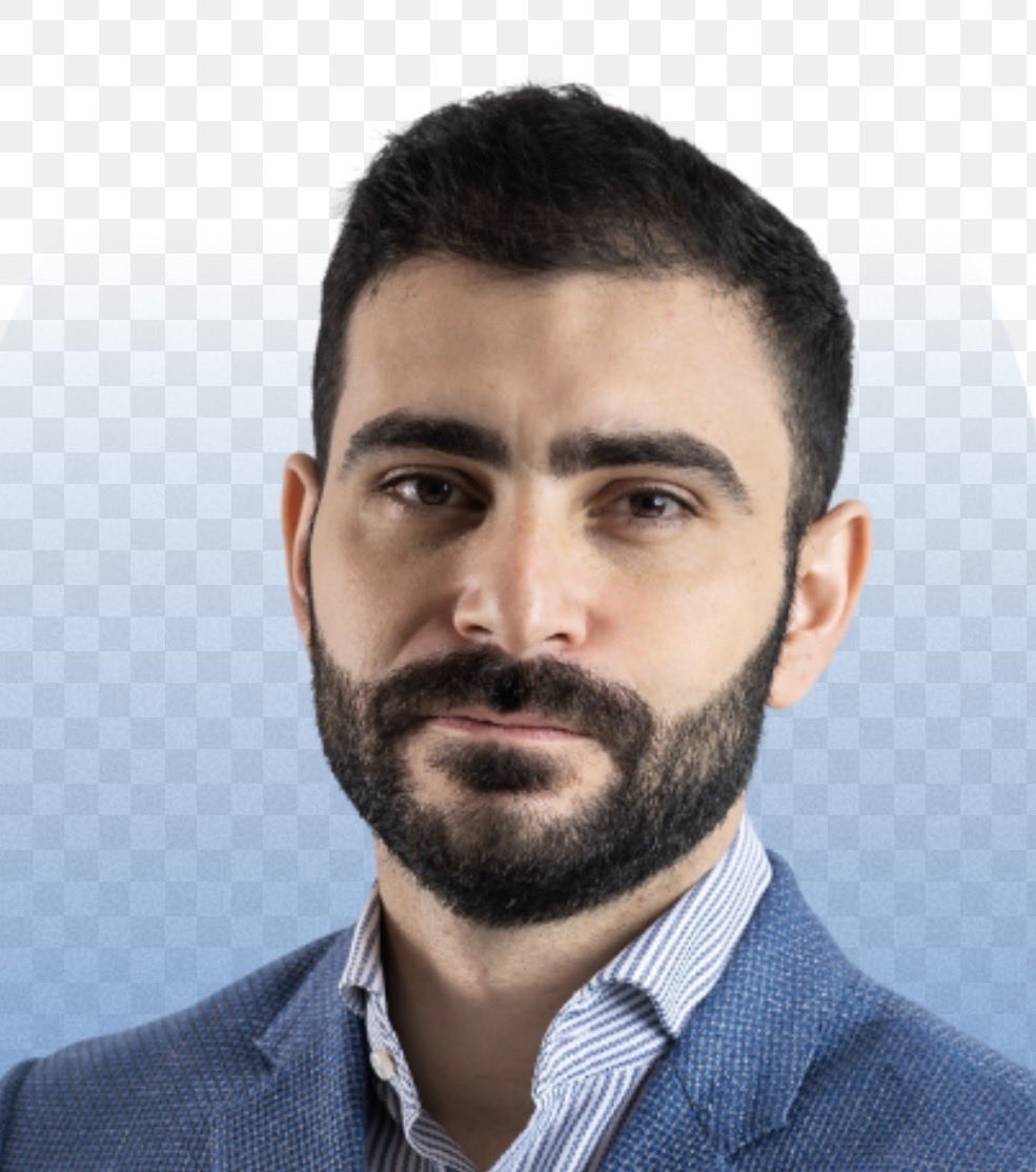 🚨 BREAKING:

The new social media platform “UpScrolled”, founded by Palestinian-Australian technologist Issam Hijazi, has already seen thousands of downloads following Larry Ellison’s takeover of TikTok.