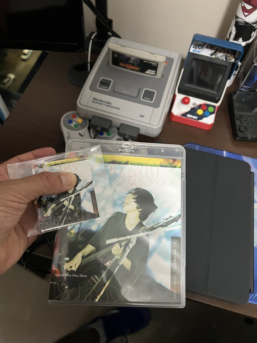 ついに今日、この素晴らしいPEDROのライブ映像が届いた。 アユニと