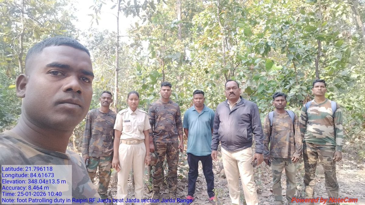 DfoBonai's tweet photo. Continuous day foot #patrolling and elephant monitoring carried out across different ranges of Bonai Forest Division to ensure safety and wildlife protection👣👣👣🐘🐘🌳🌳🌳
#ElephantMonitoring #FootPatrolling #BonaiForestDivision
@pccfodisha
@Prem_CWLWOdisha
@RourkelaRc79045 https://t.co/9H2CxagSgq