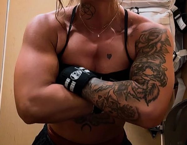 𝖇𝖚𝖗𝖞 𝖙𝖍𝖊 𝖑𝖎𝖌𝖍𝖙 tweet media